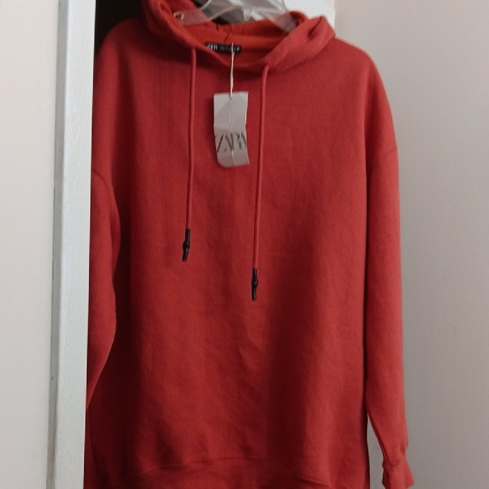 Zara Red Hoodie_New With Tag